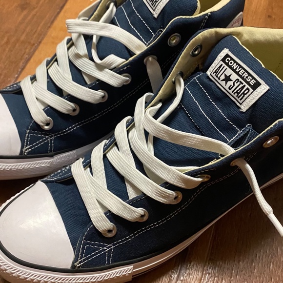 Blue Converse - Picture 5 of 5